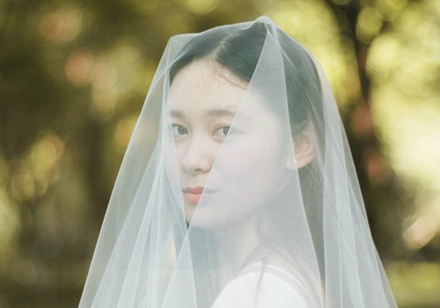 如何化解婚姻不顺利的女性八字？